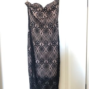 Strapless Black Lace dress